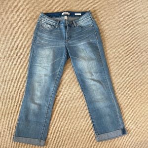 Vintage America Women’s Boho Crop Denim Jeans Medium to Light Blue size 6 / 28